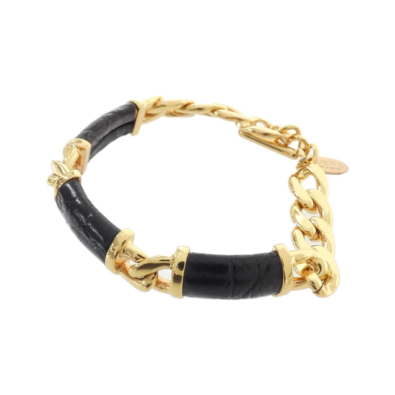 LOEWE 皮革