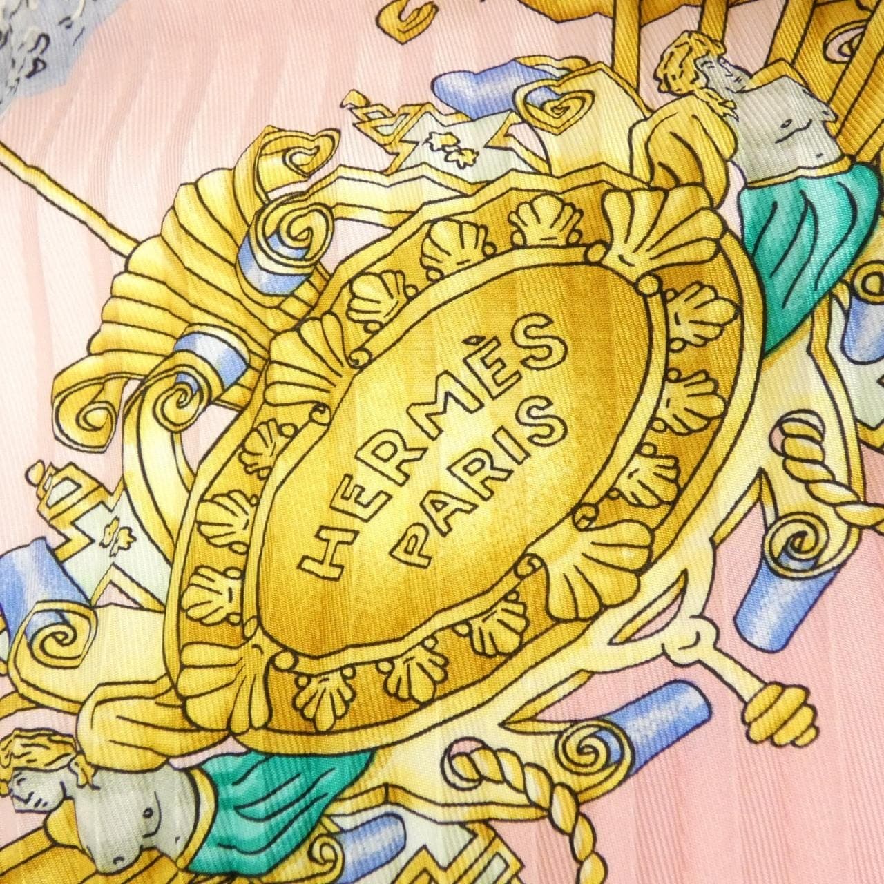HERMES Scarf