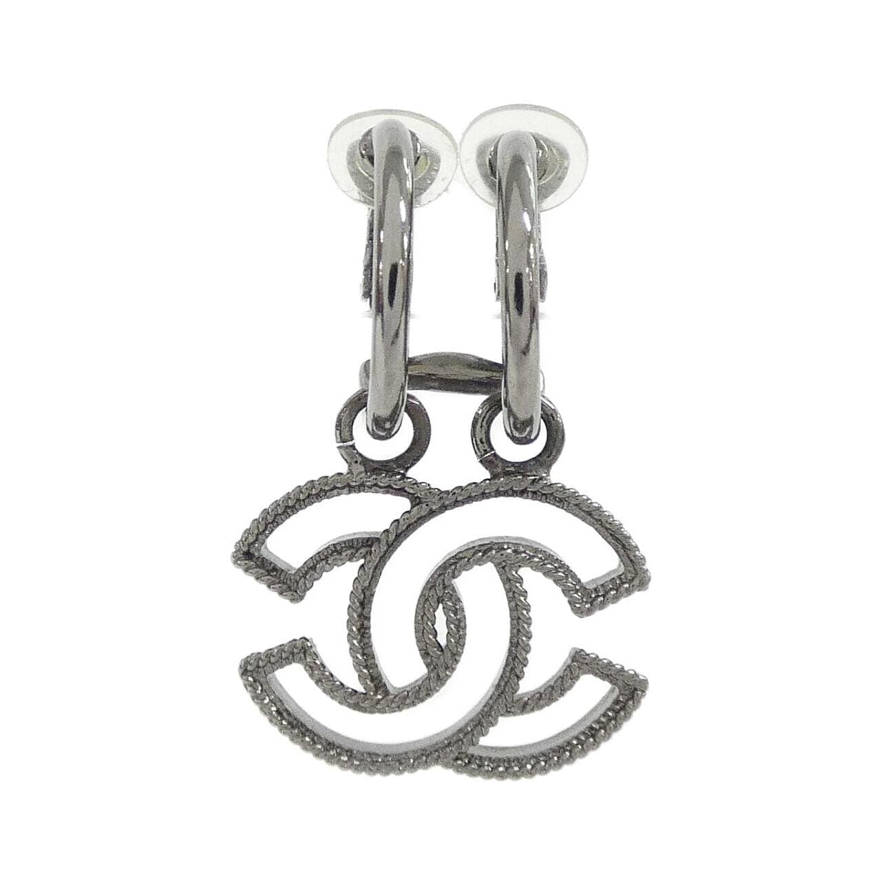 CHANEL Accessories