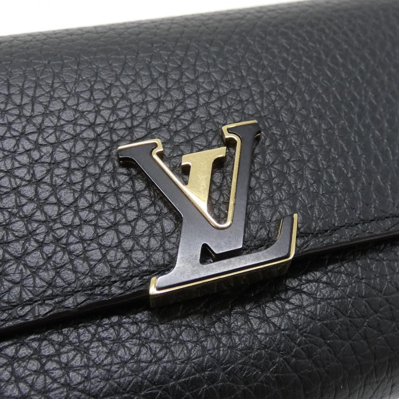 LOUIS VUITTON Capucines M62157 銀包