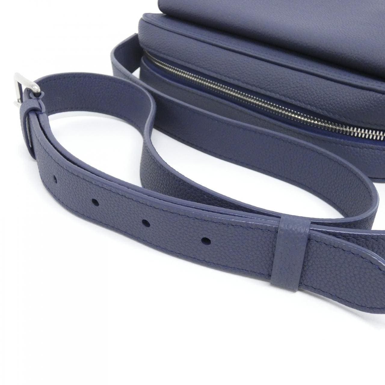 LOUIS VUITTON M15260 肩背包 羊皮