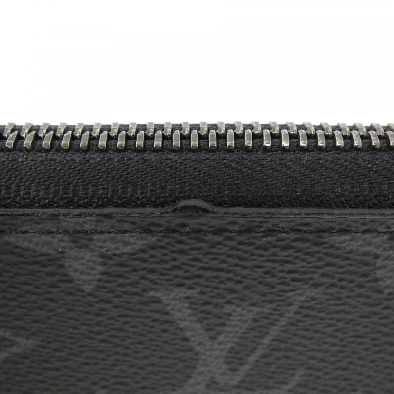 LOUIS VUITTON Eclipse M11611 銀包 Monogram