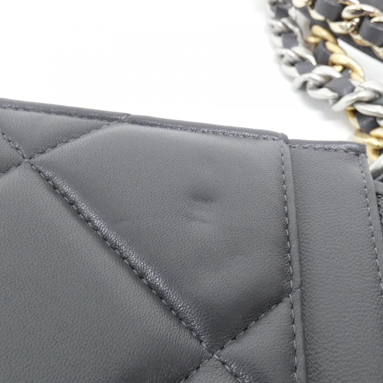 CHANEL Chanel 19 AP3267 銀包 羊皮