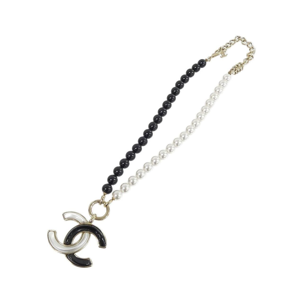 CHANEL Accessories