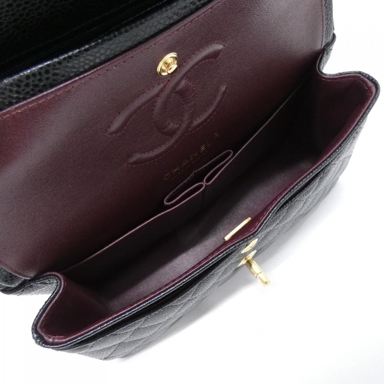 CHANEL Matelasse 1113 Shoulder Grained Calfskin