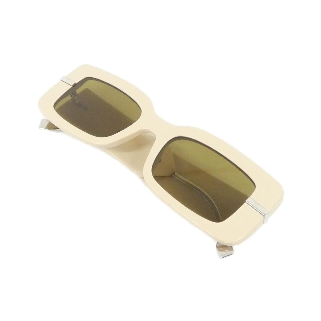 FENDI FE40133I Sunglasses