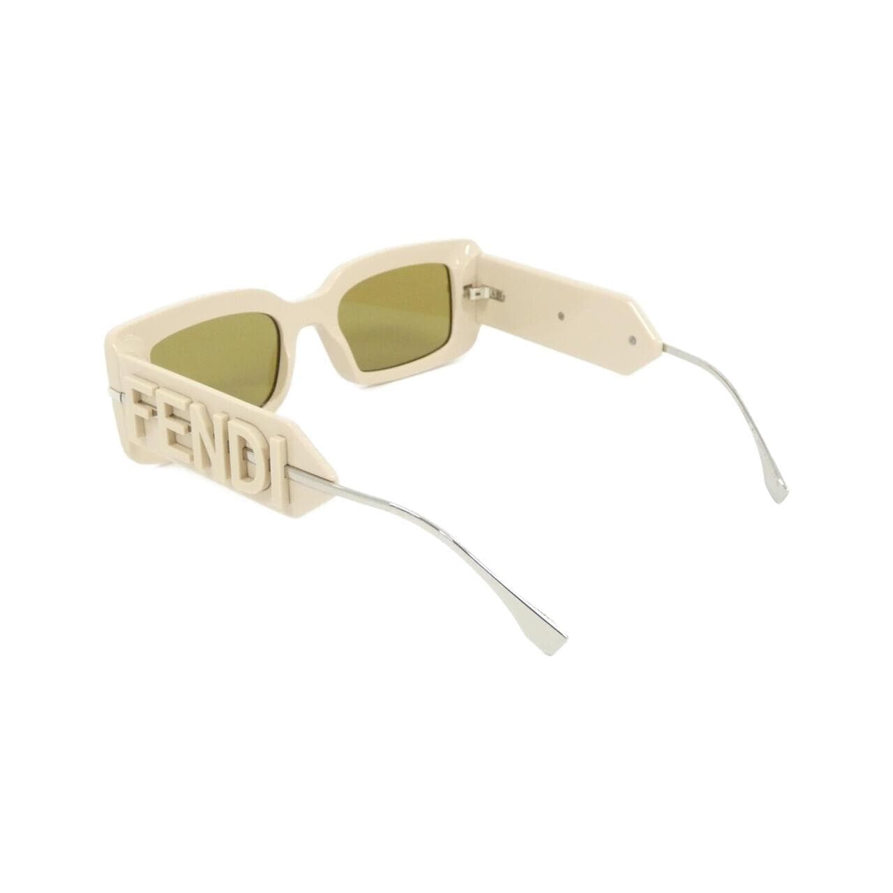 FENDI FE40133I Sunglasses
