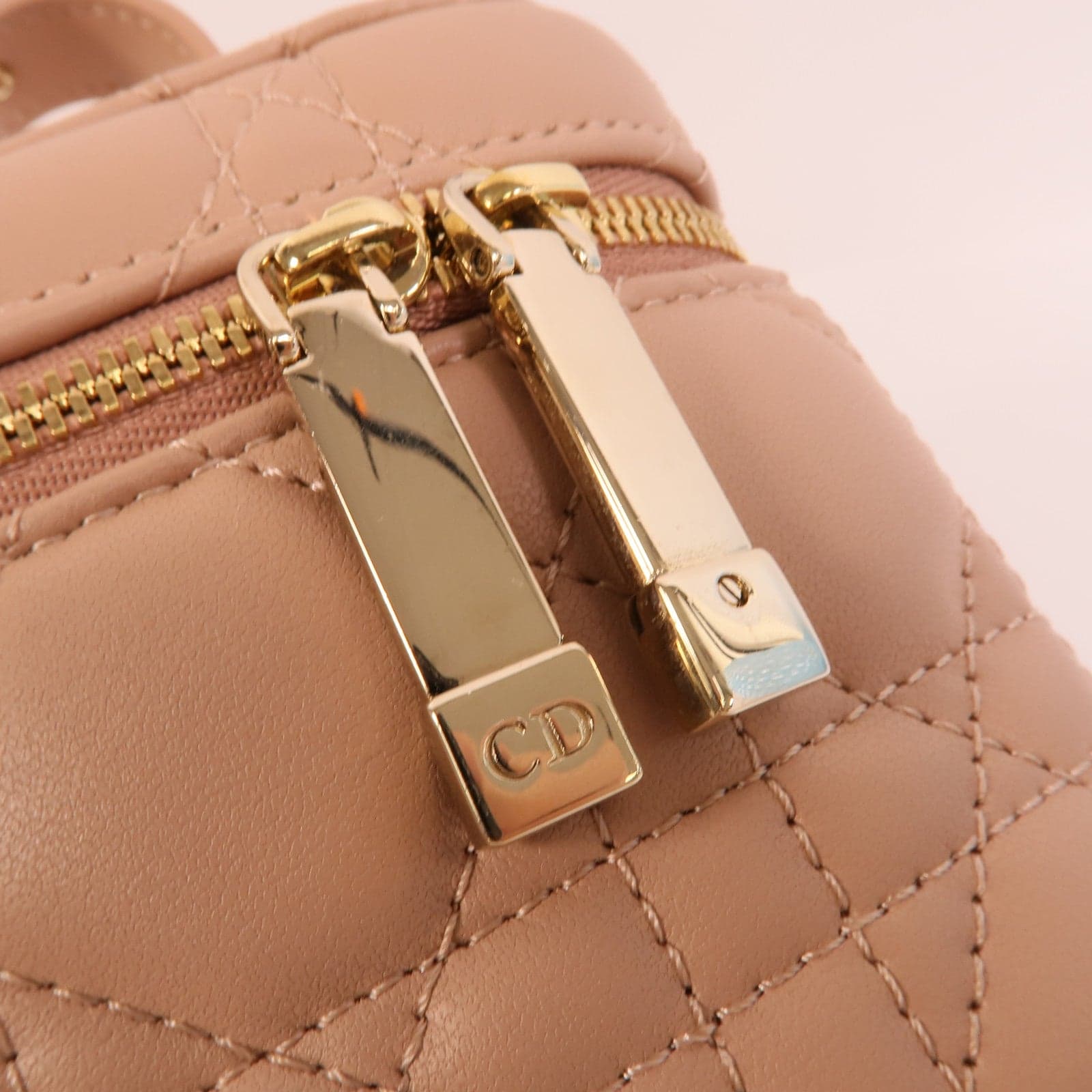 LOUIS VUITTON Vanity S0918ONMJ-M49P 兩用包 羊皮