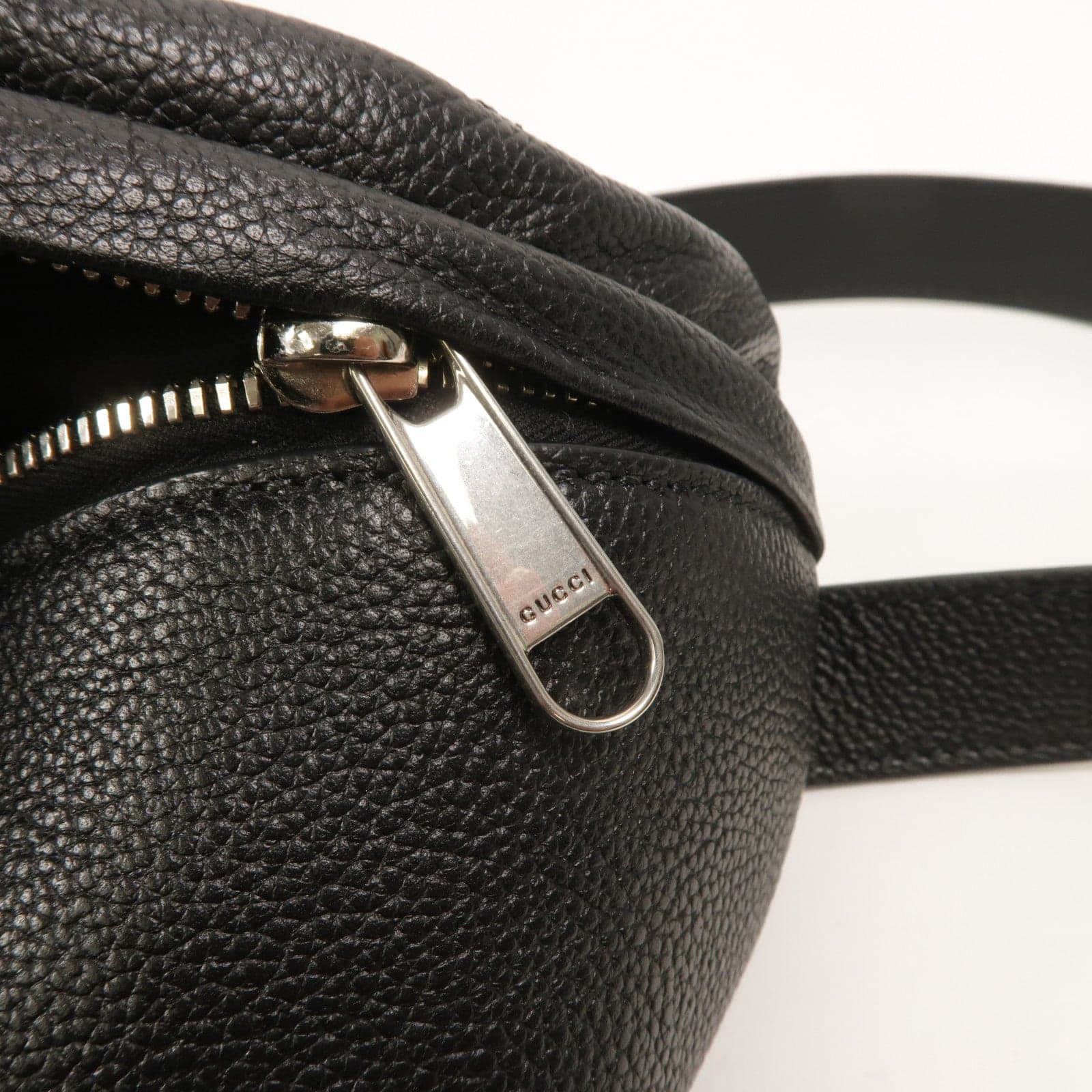 LOUIS VUITTON 768111 腰包 牛皮