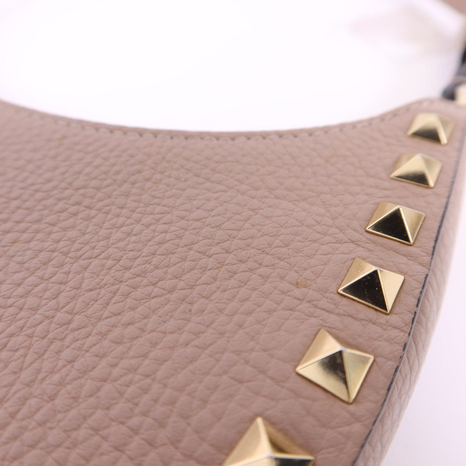 LOUIS VUITTON 6W2P0A17VSH 肩背包 牛皮