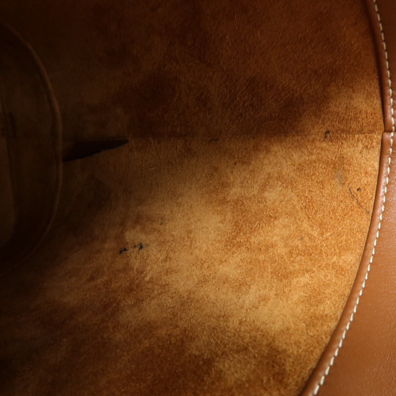 LOUIS VUITTON Bucket 肩背包 牛皮