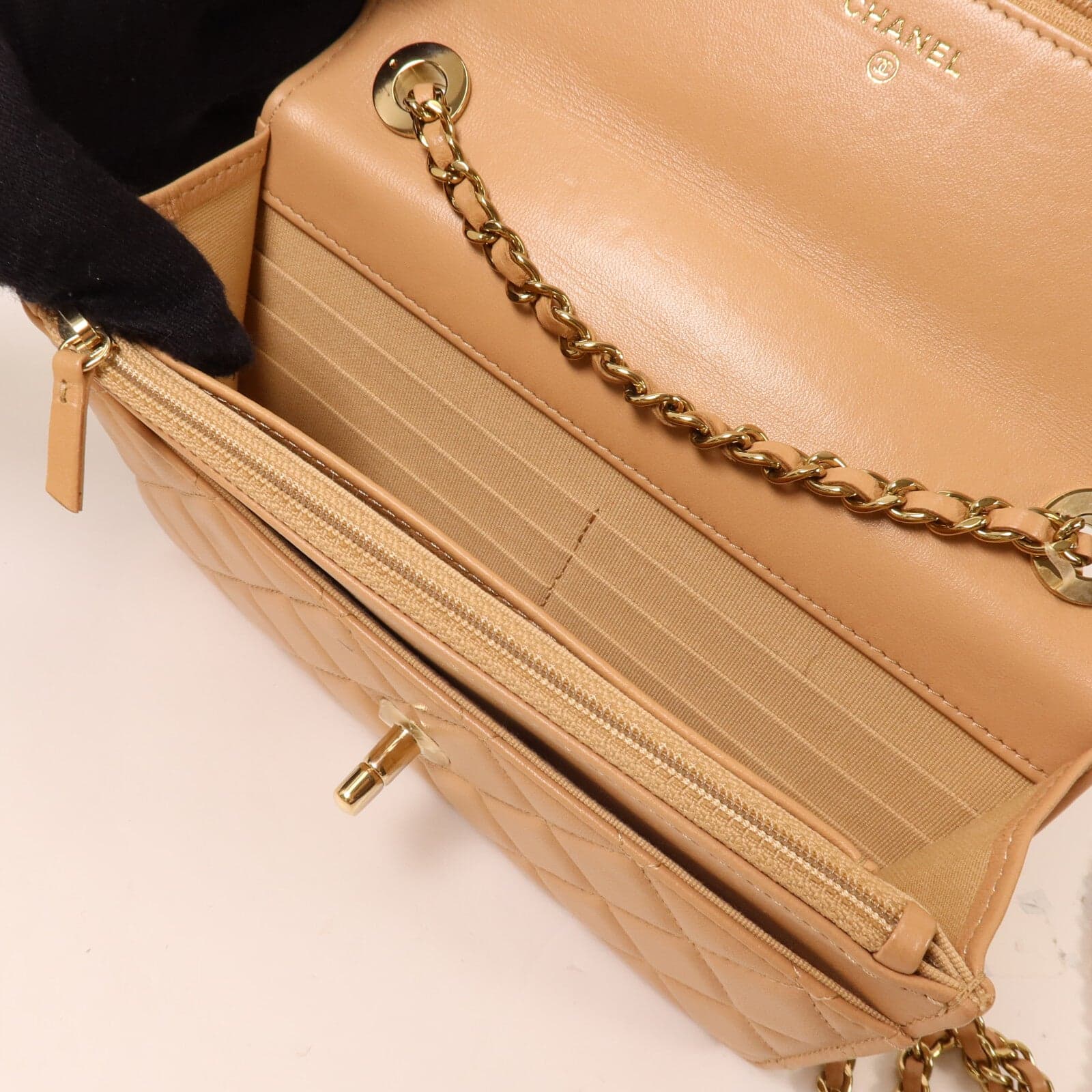 LOUIS VUITTON A80982 肩背包 羊皮