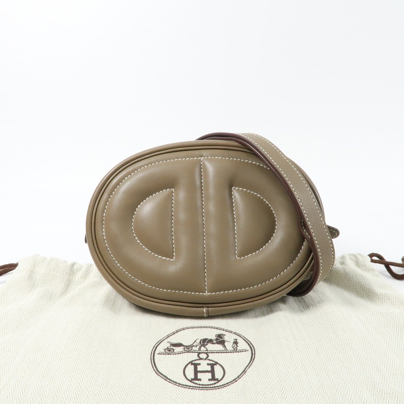 LOUIS VUITTON Loop 肩背包 牛皮