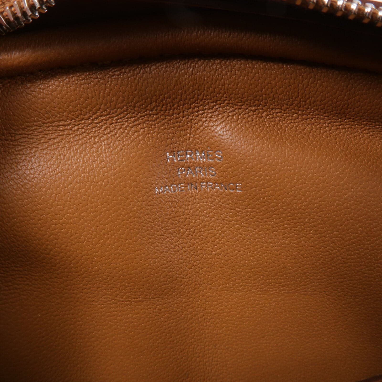 LOUIS VUITTON Loop 腰包 牛皮