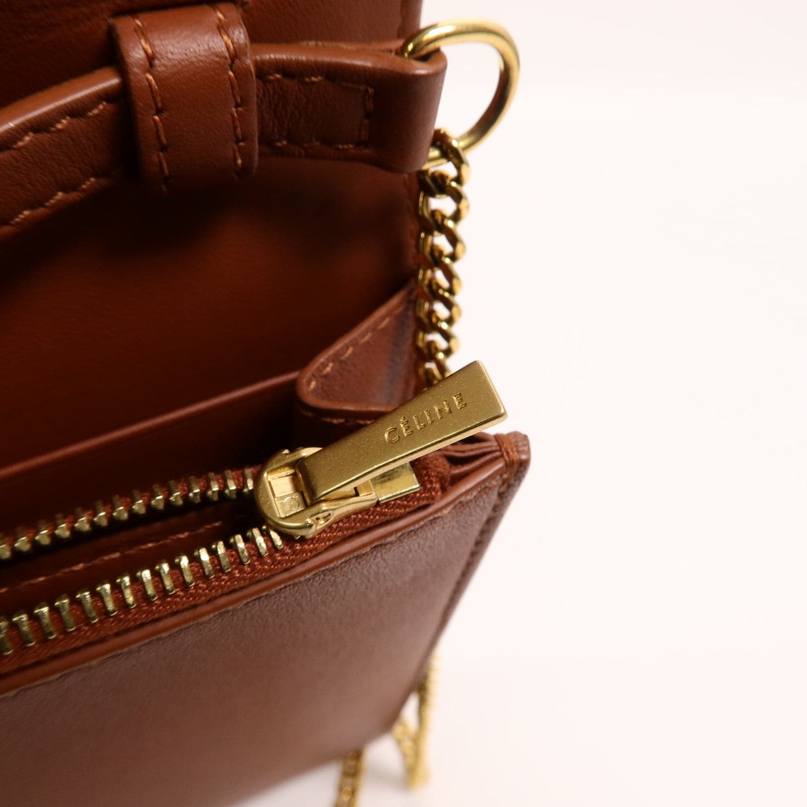 LOUIS VUITTON 肩背包 牛皮