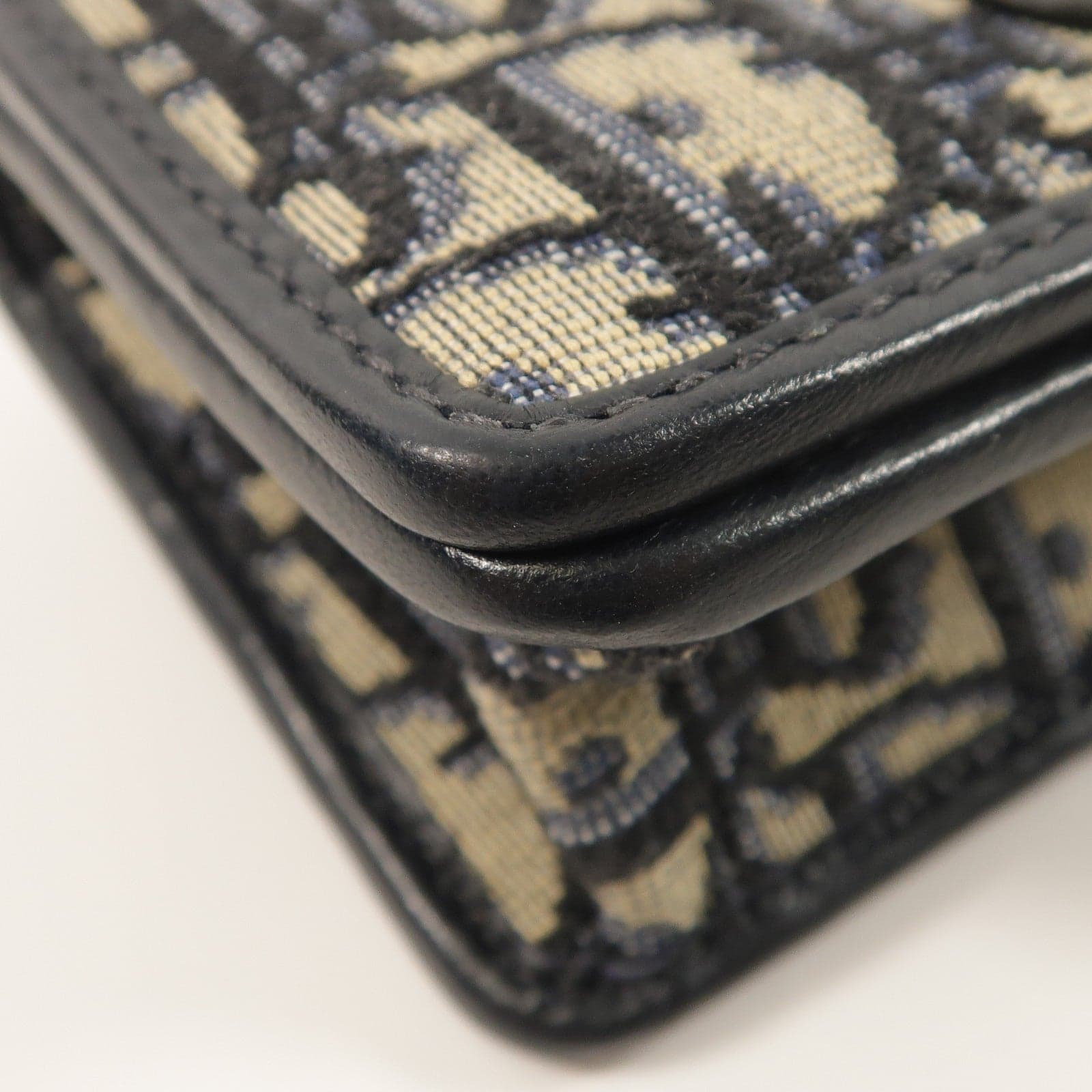 LOUIS VUITTON Montaigne S2105UTZQ-M928 肩背包 羊皮