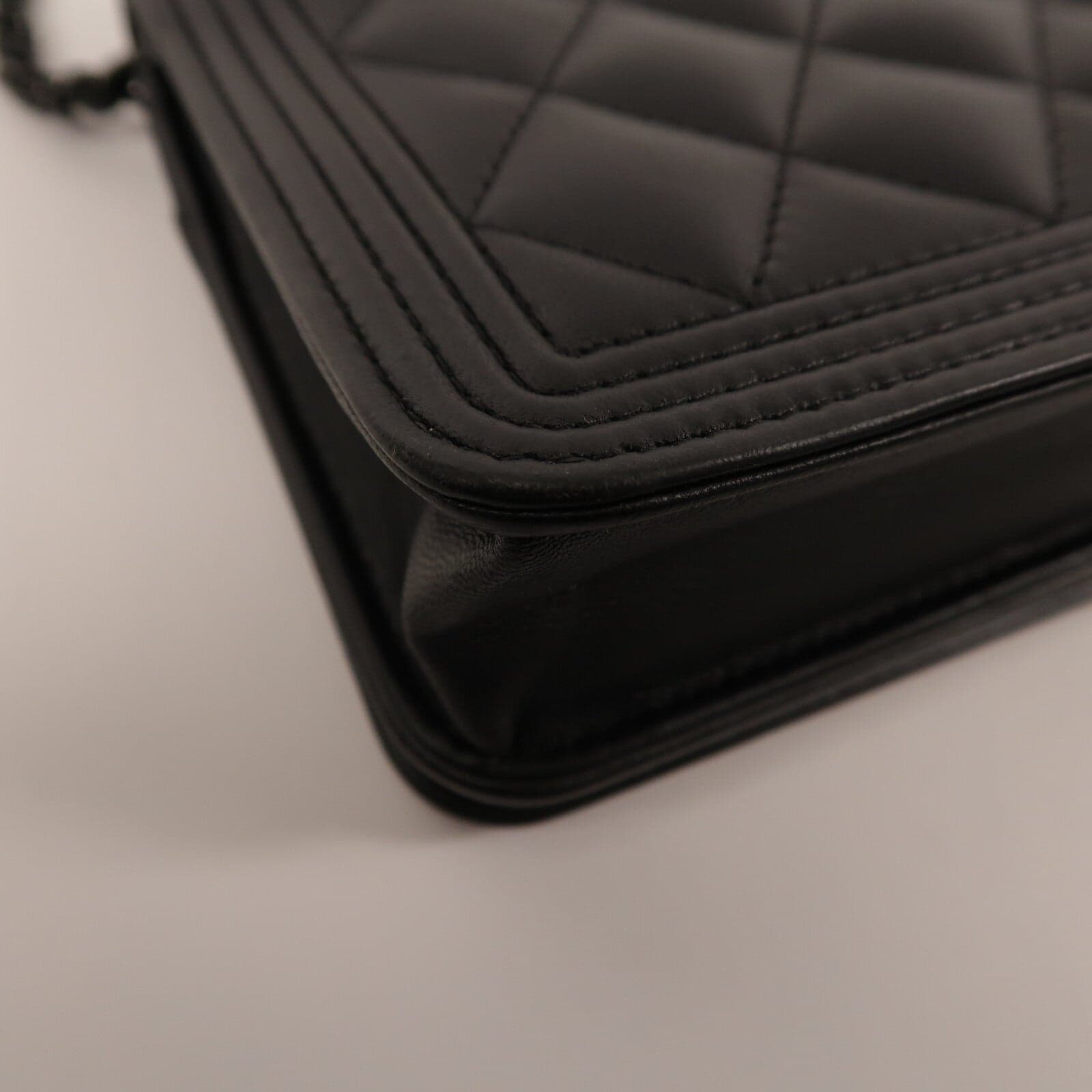 LOUIS VUITTON A80287 肩背包 羊皮