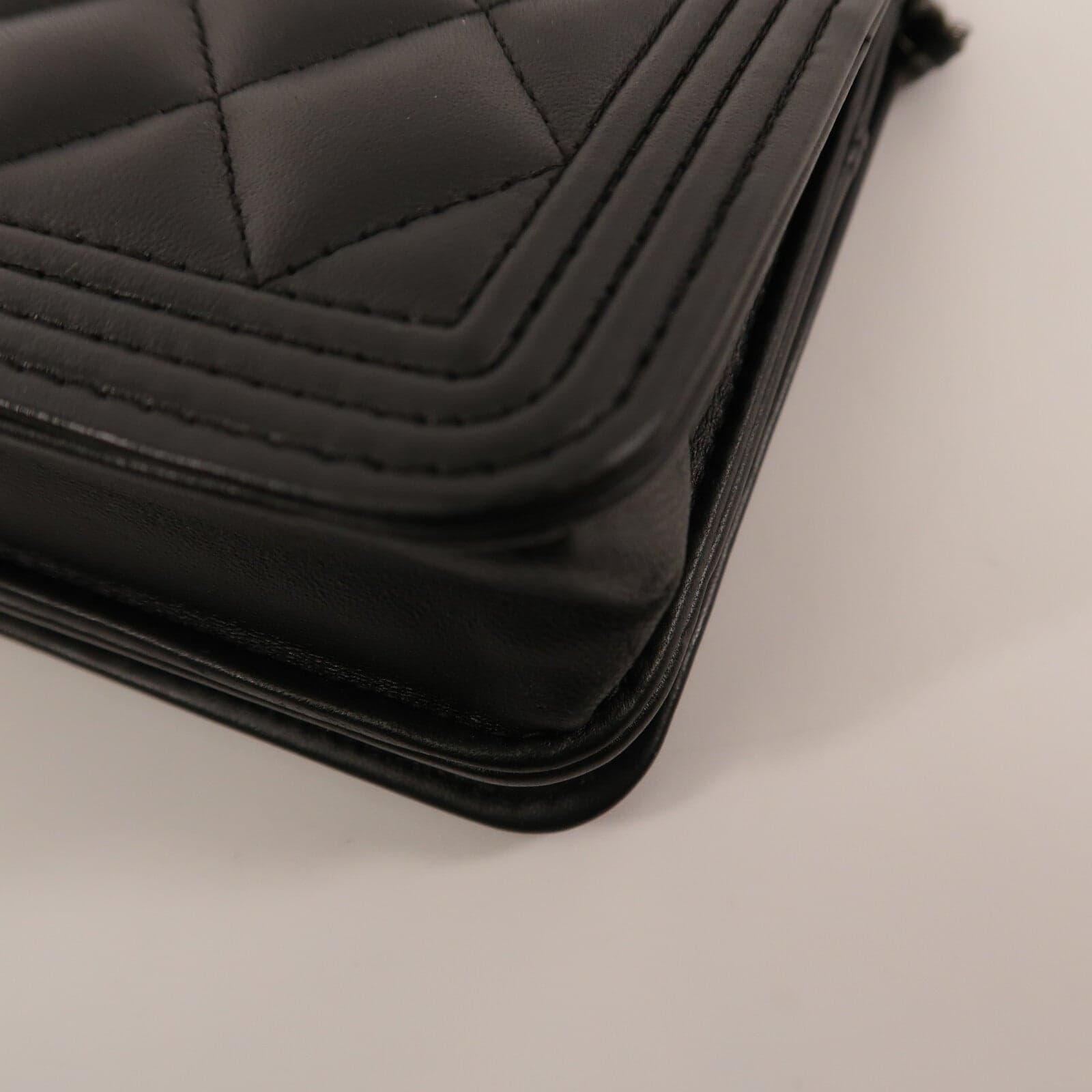 LOUIS VUITTON A80287 肩背包 羊皮