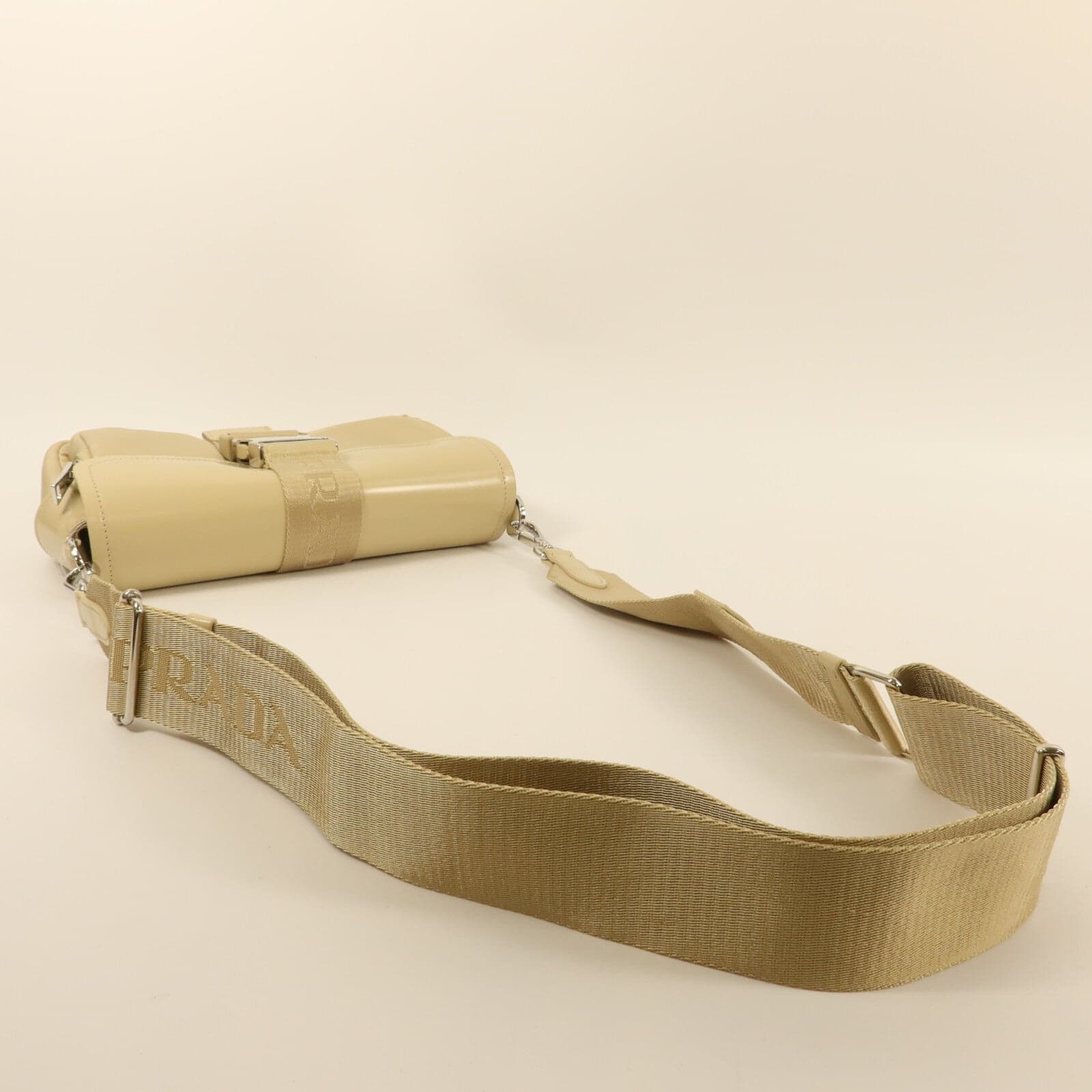 LOUIS VUITTON 1BD295 肩背包 尼龍