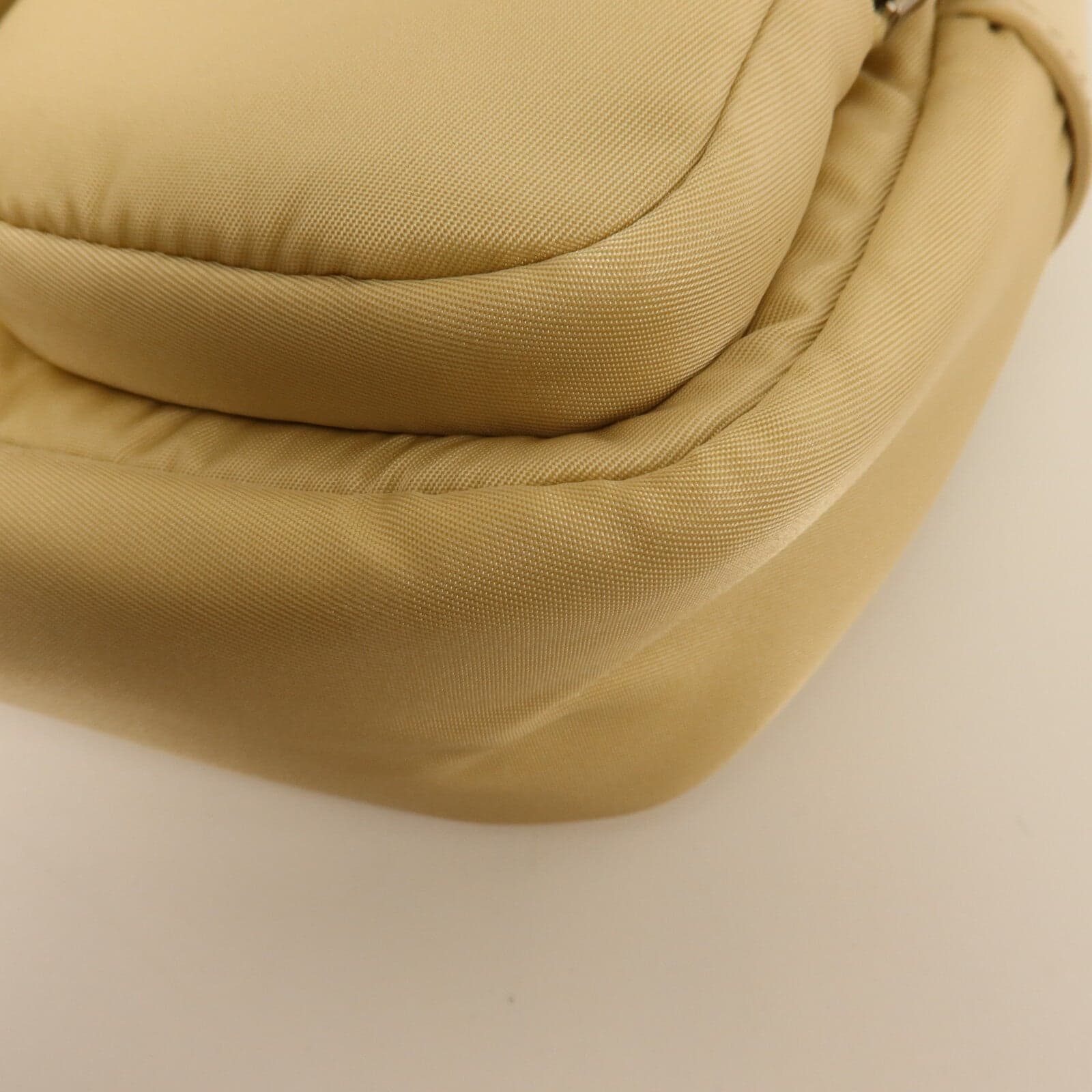 LOUIS VUITTON 1BD295 肩背包 尼龍