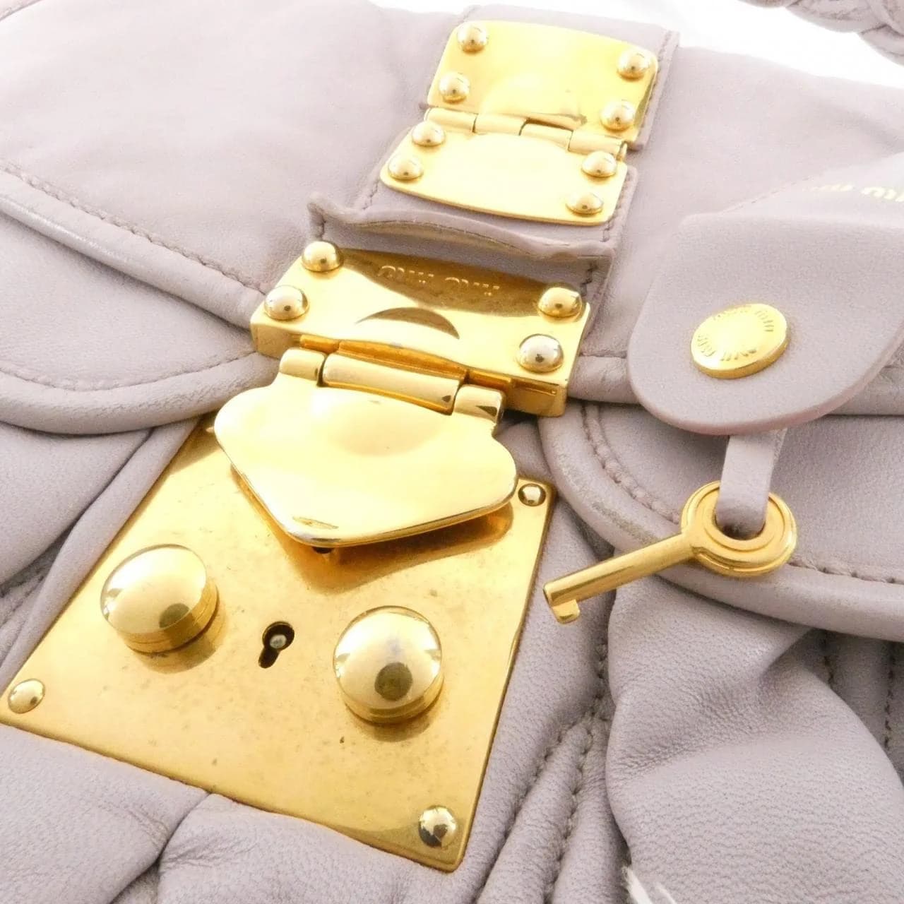 MIU MIU RR1300 手提包 皮革