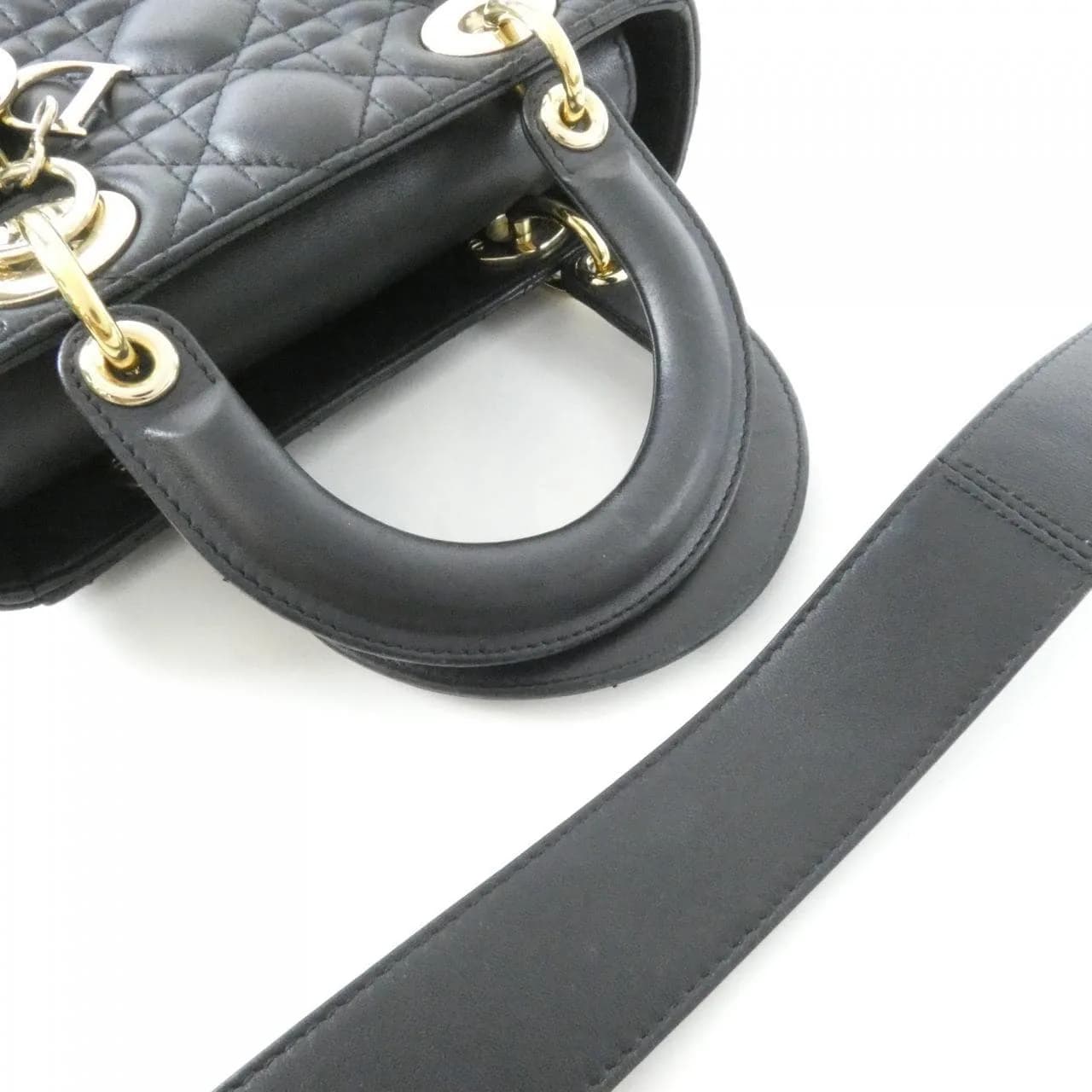 DIOR Lady Dior M0538OCAL Handbag Lambskin