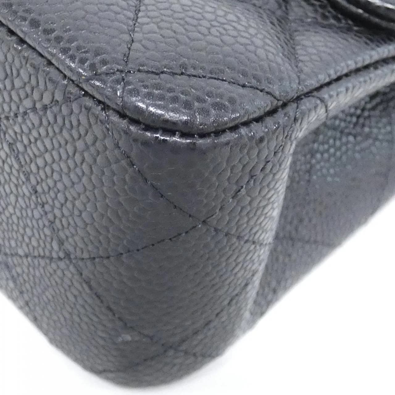 CHANEL Matelasse 1112 Shoulder Grained Calfskin