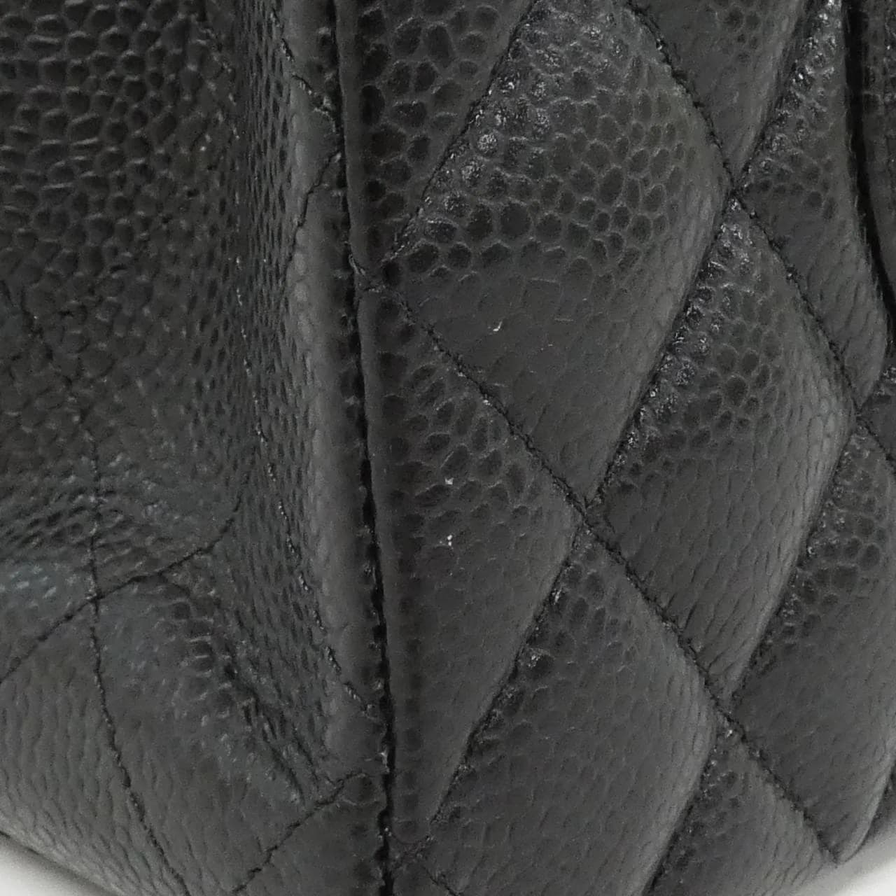 CHANEL Matelasse 1112 Shoulder Grained Calfskin