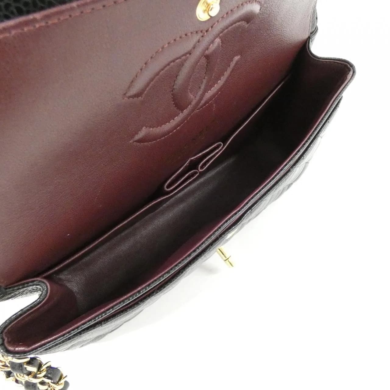 CHANEL Matelasse 1112 Shoulder Grained Calfskin