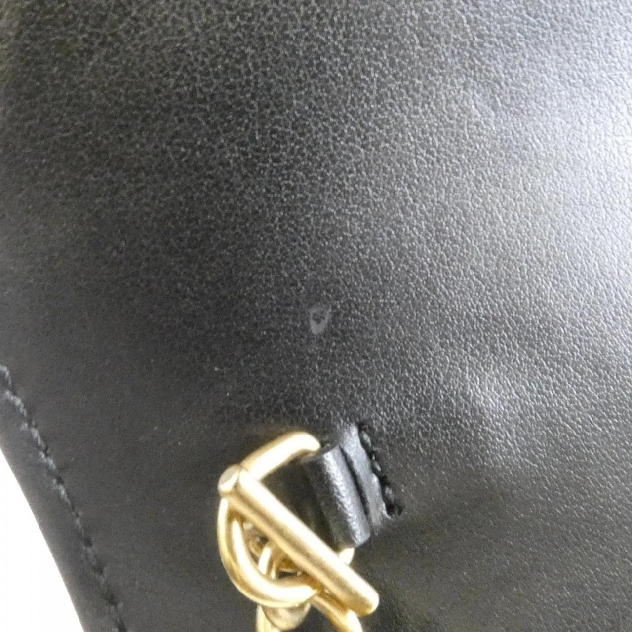 GUCCI GG Marmont 474575 DTD1T 肩背包 皮革