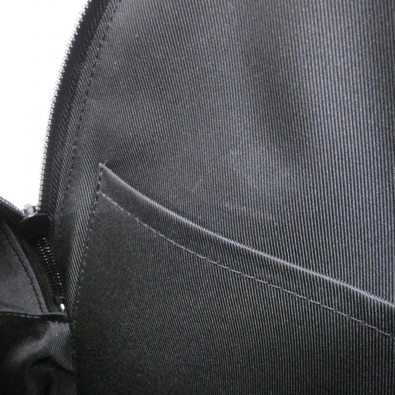 LOUIS VUITTON M21426 背包 尼龍