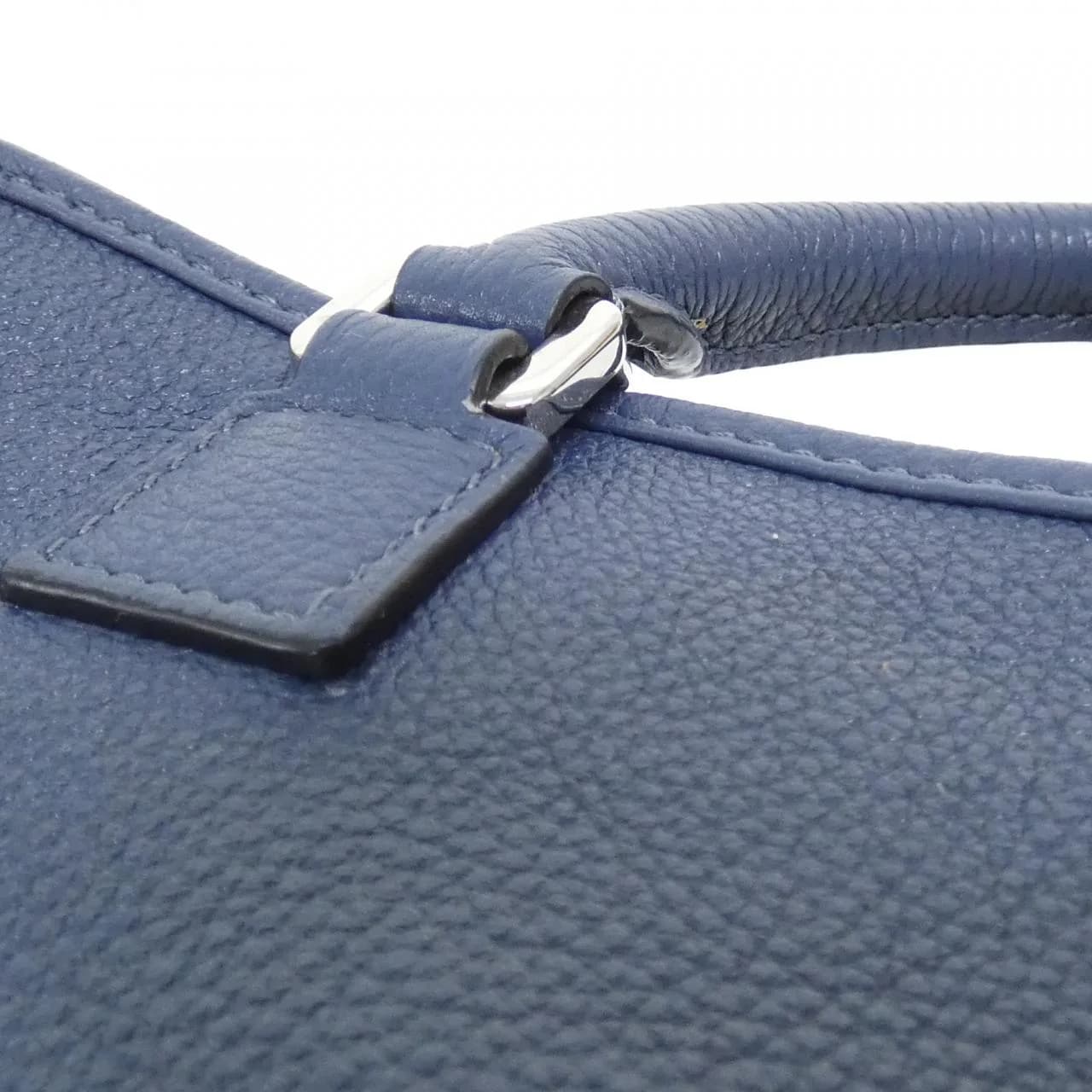 LOEWE Amazona 352 12 N71 手提包