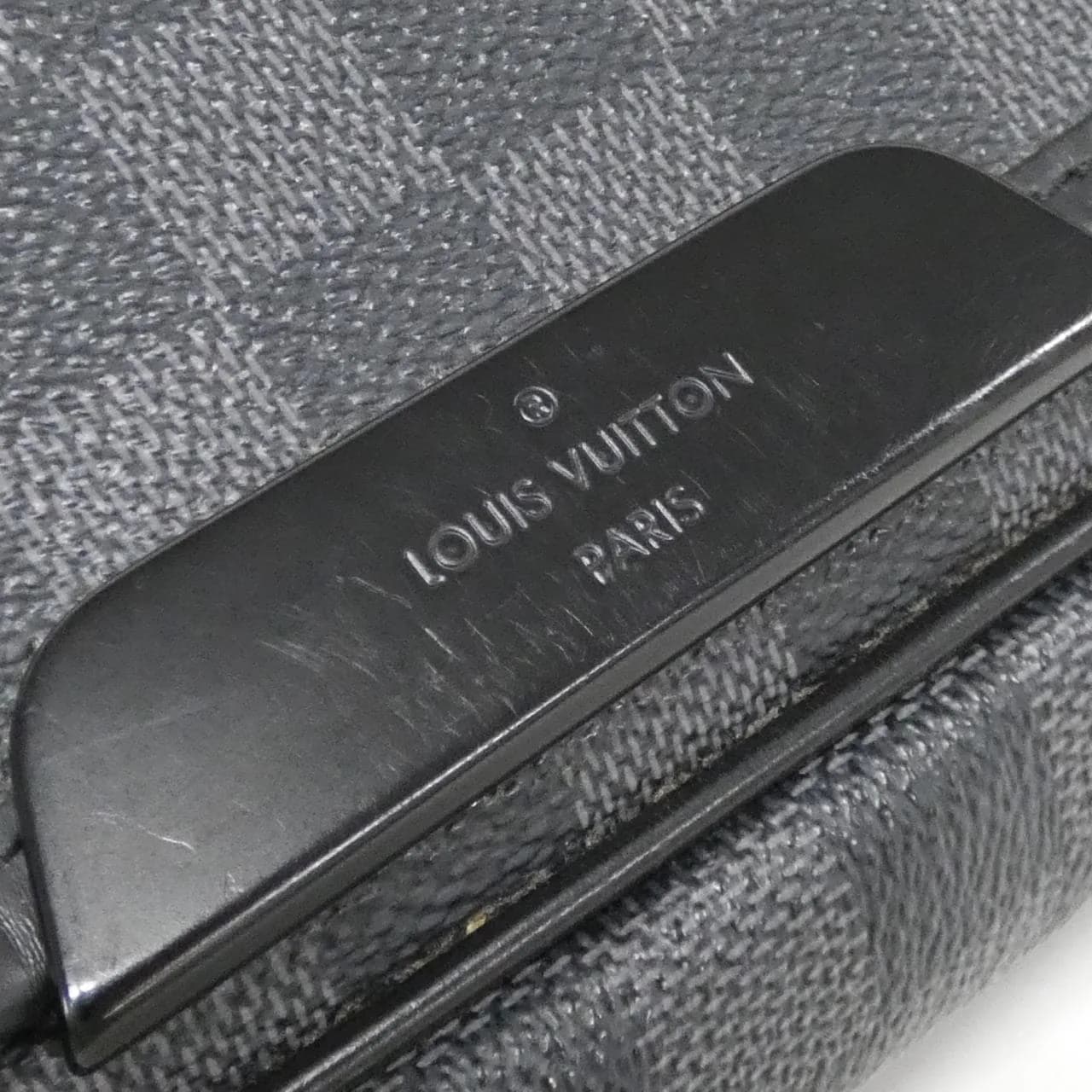 LOUIS VUITTON N58033 肩背包 Damier