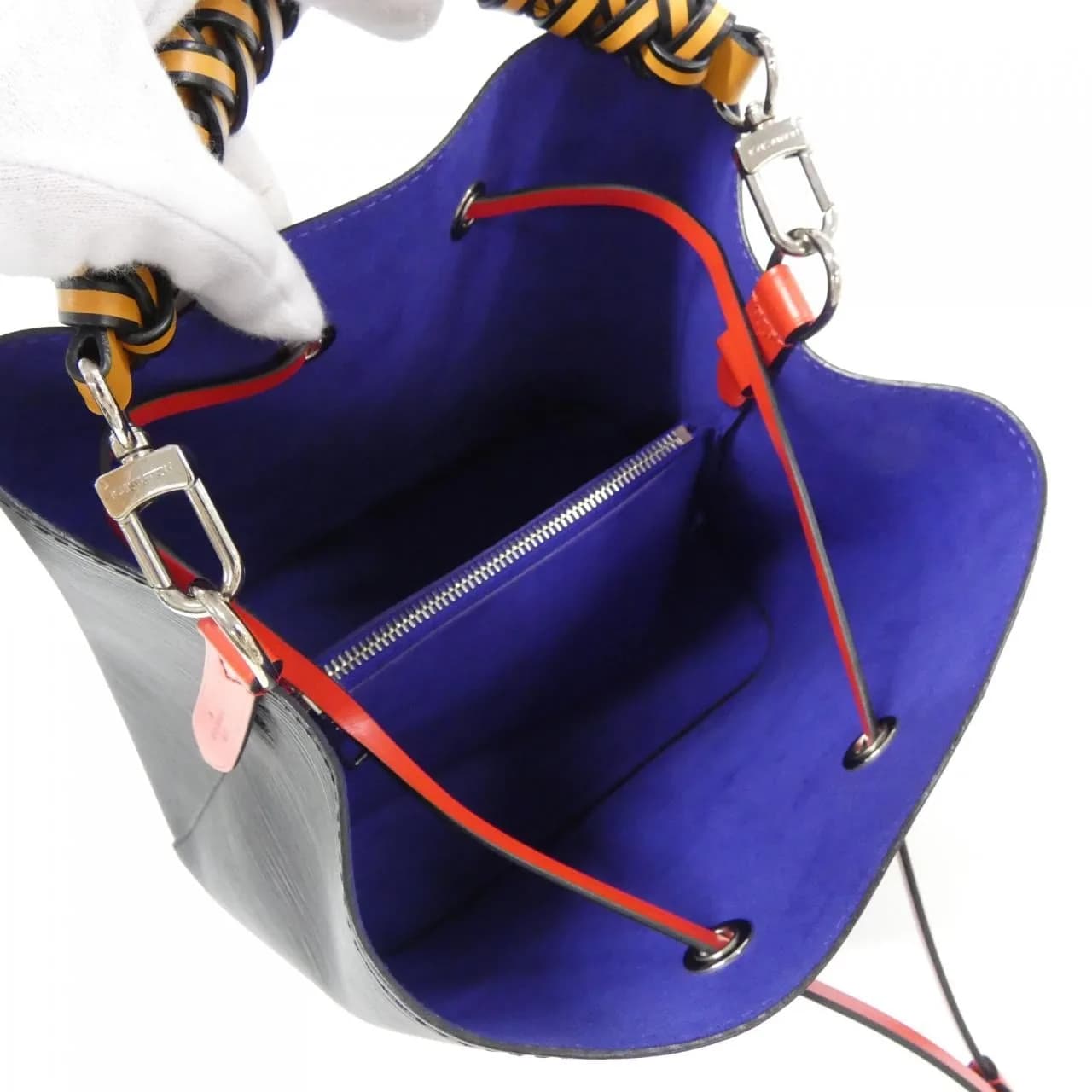 LOUIS VUITTON M53916 肩背包 Epi