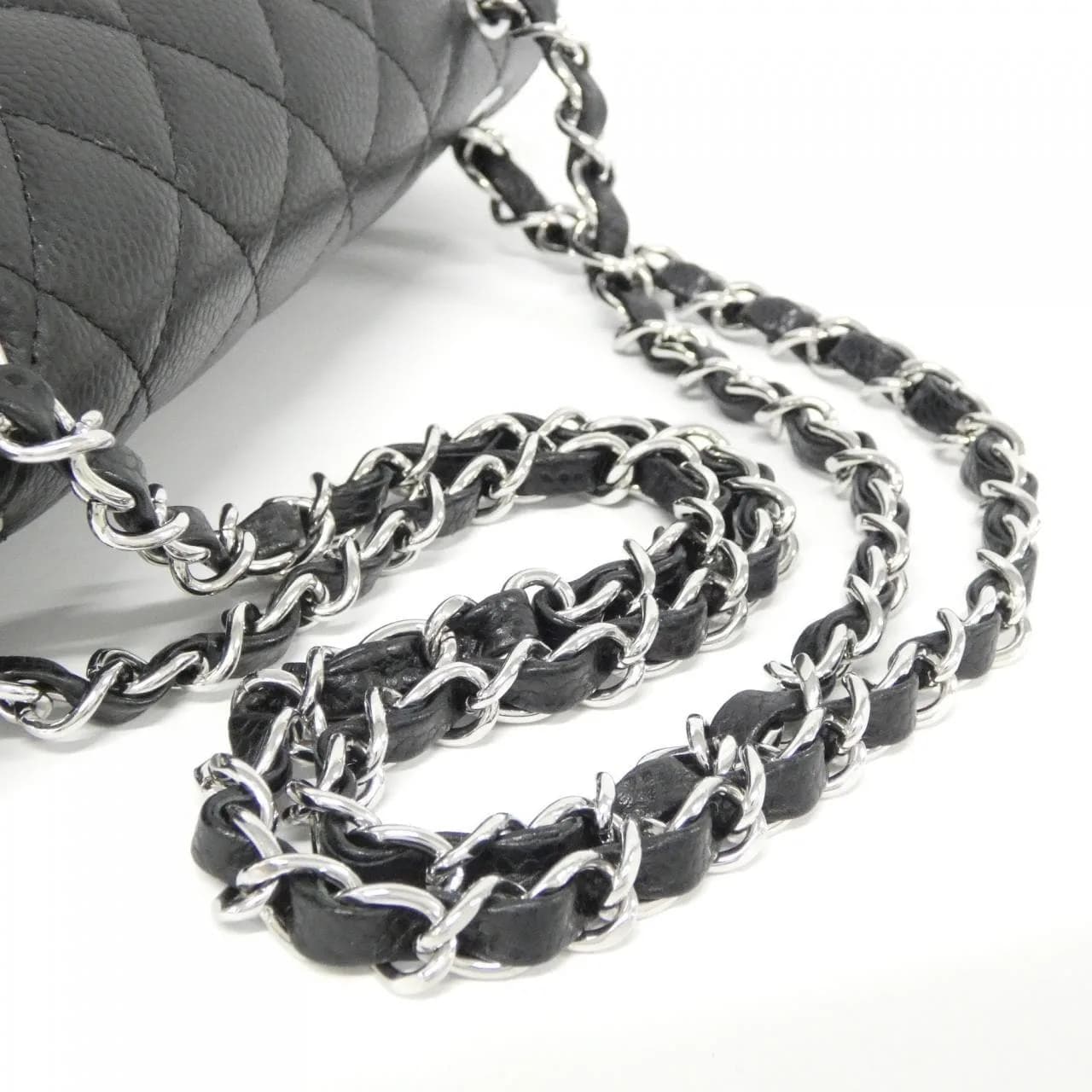 CHANEL Matelasse 1113 Shoulder Grained Calfskin