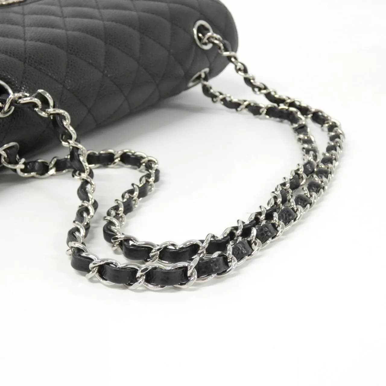 CHANEL Matelasse 1112 Shoulder Grained Calfskin