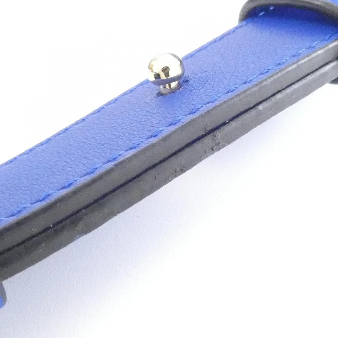 LOEWE Hammock 387 30EN60 肩背包
