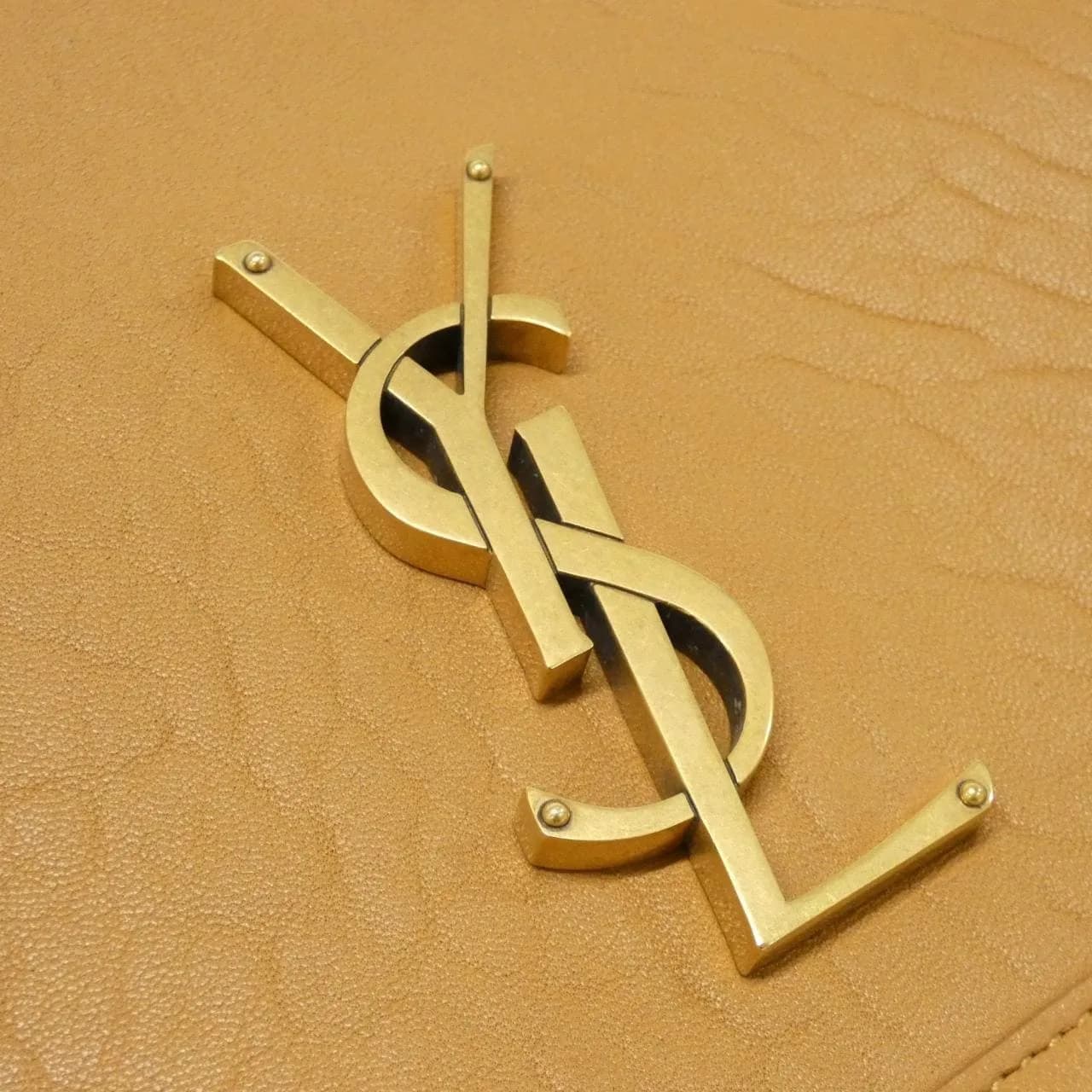 SAINT LAURENT Niki 633178 AACYT 肩背包 羊皮