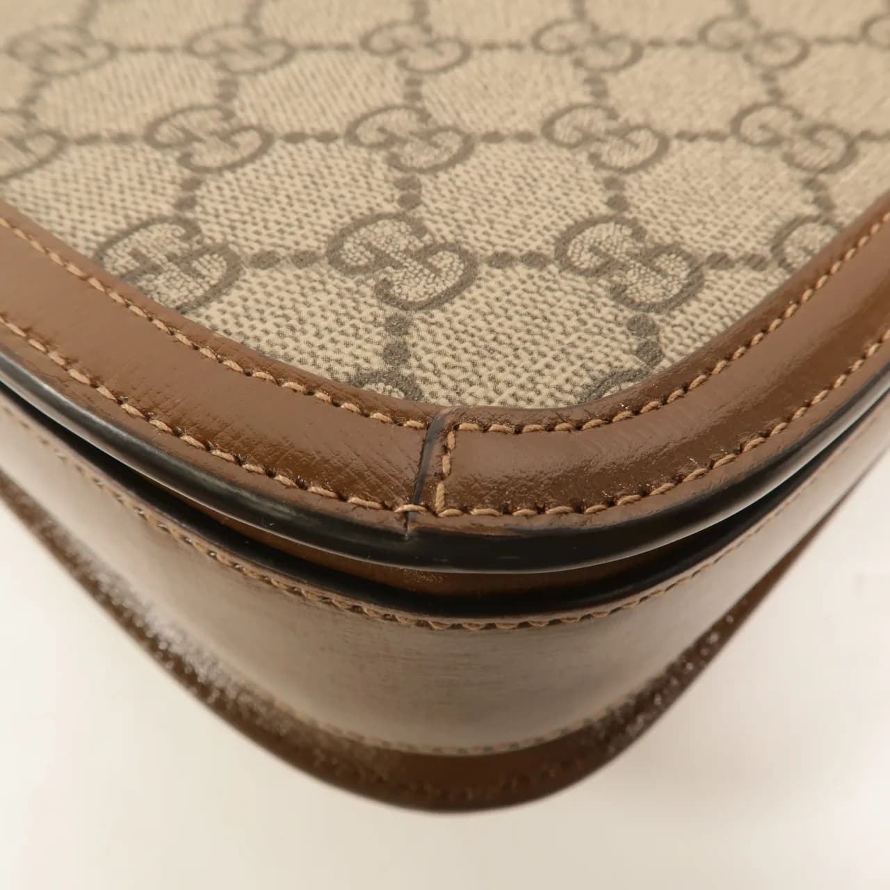 GUCCI 602204 肩背包 塗層帆布