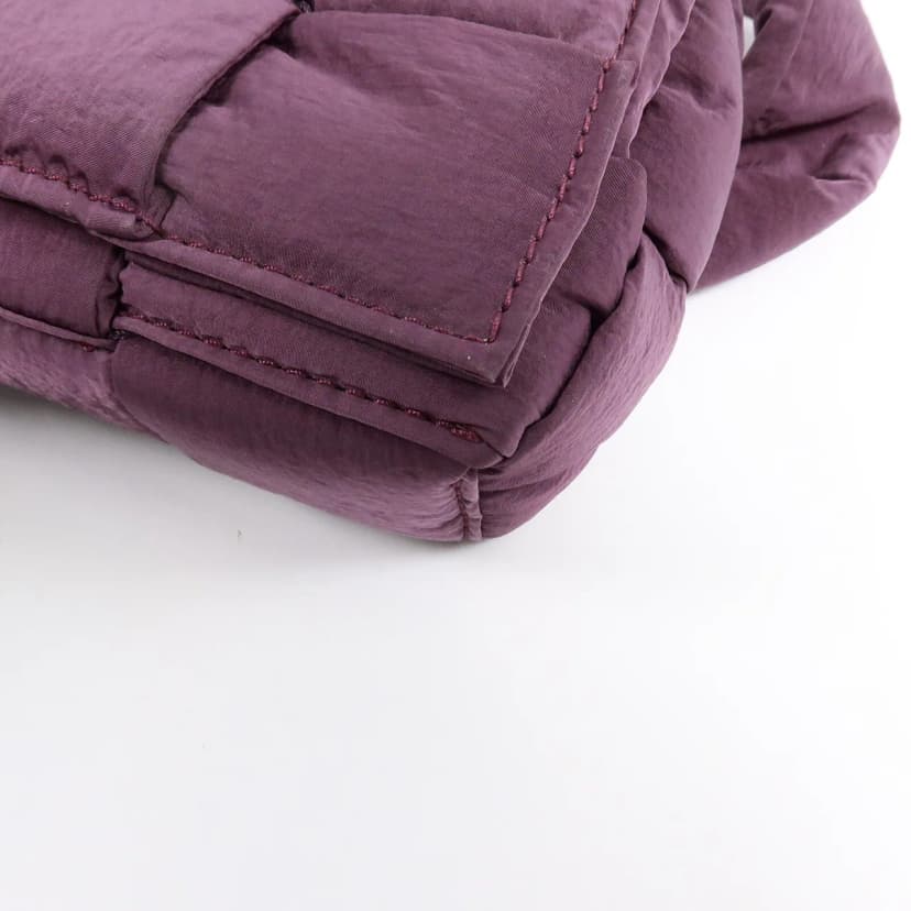 BOTTEGA VENETA 肩背包 尼龍