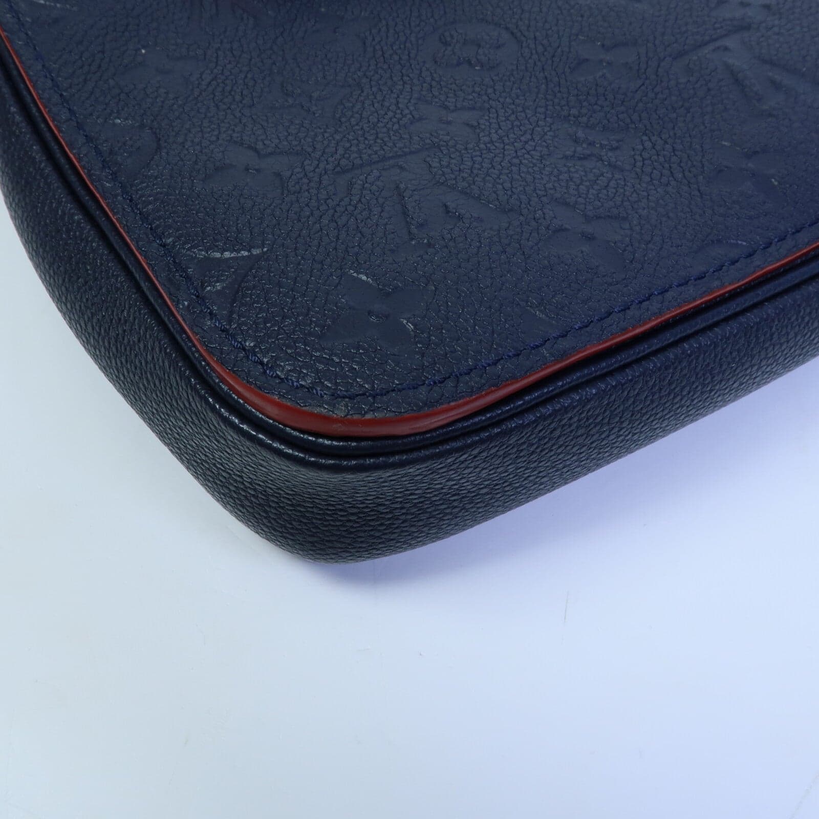 LOUIS VUITTON Pochette Metis M44071 2-Way Bag Calfskin