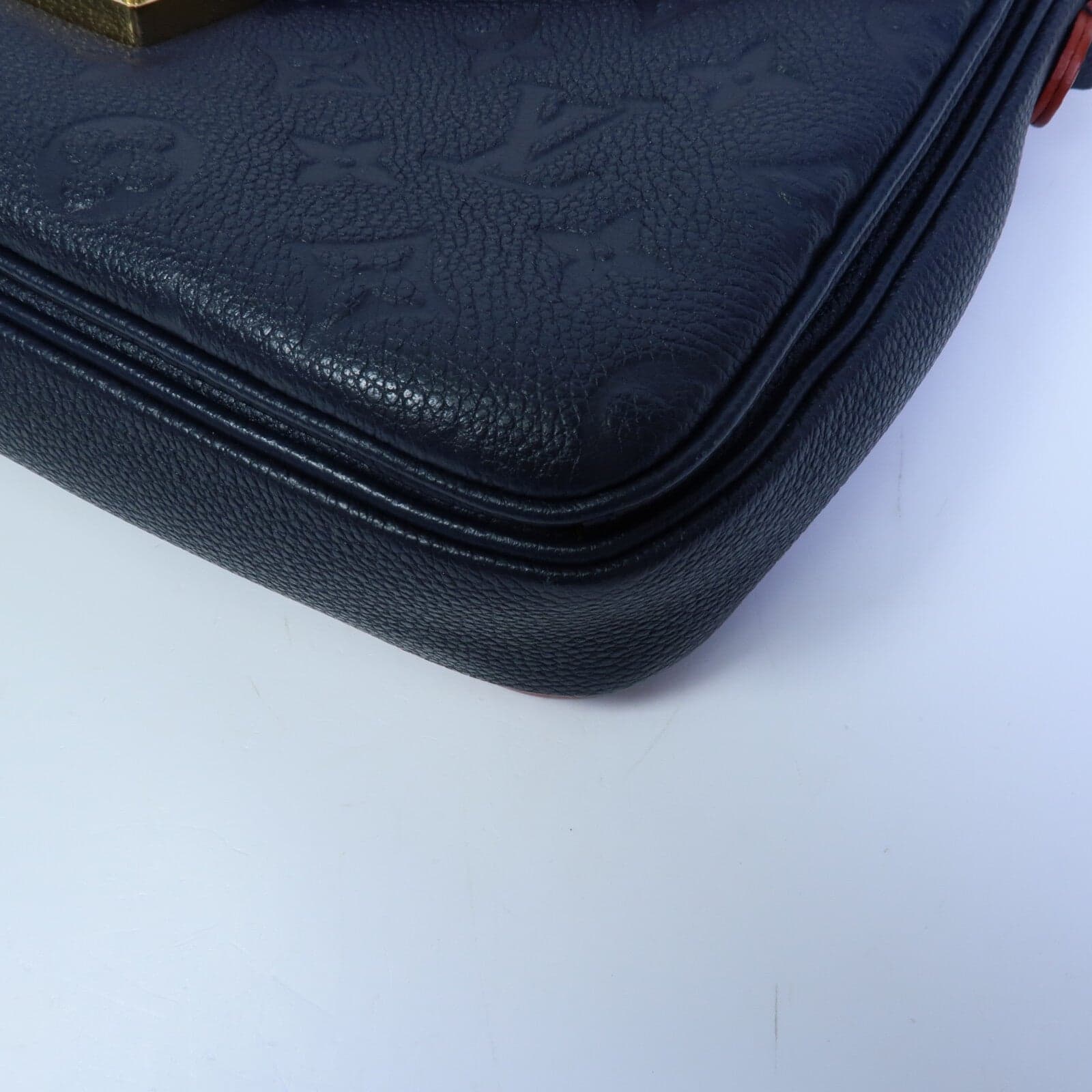 LOUIS VUITTON Pochette Metis M44071 2-Way Bag Calfskin