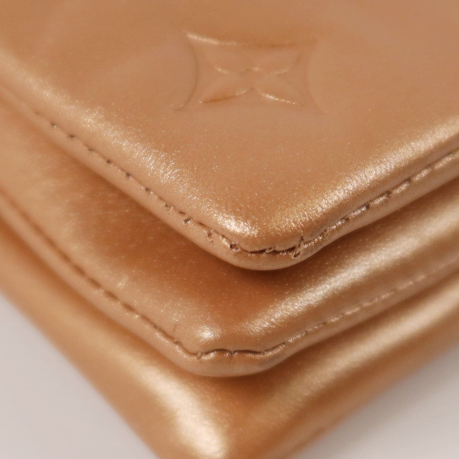 LOUIS VUITTON Coussin M21765 兩用包 牛皮