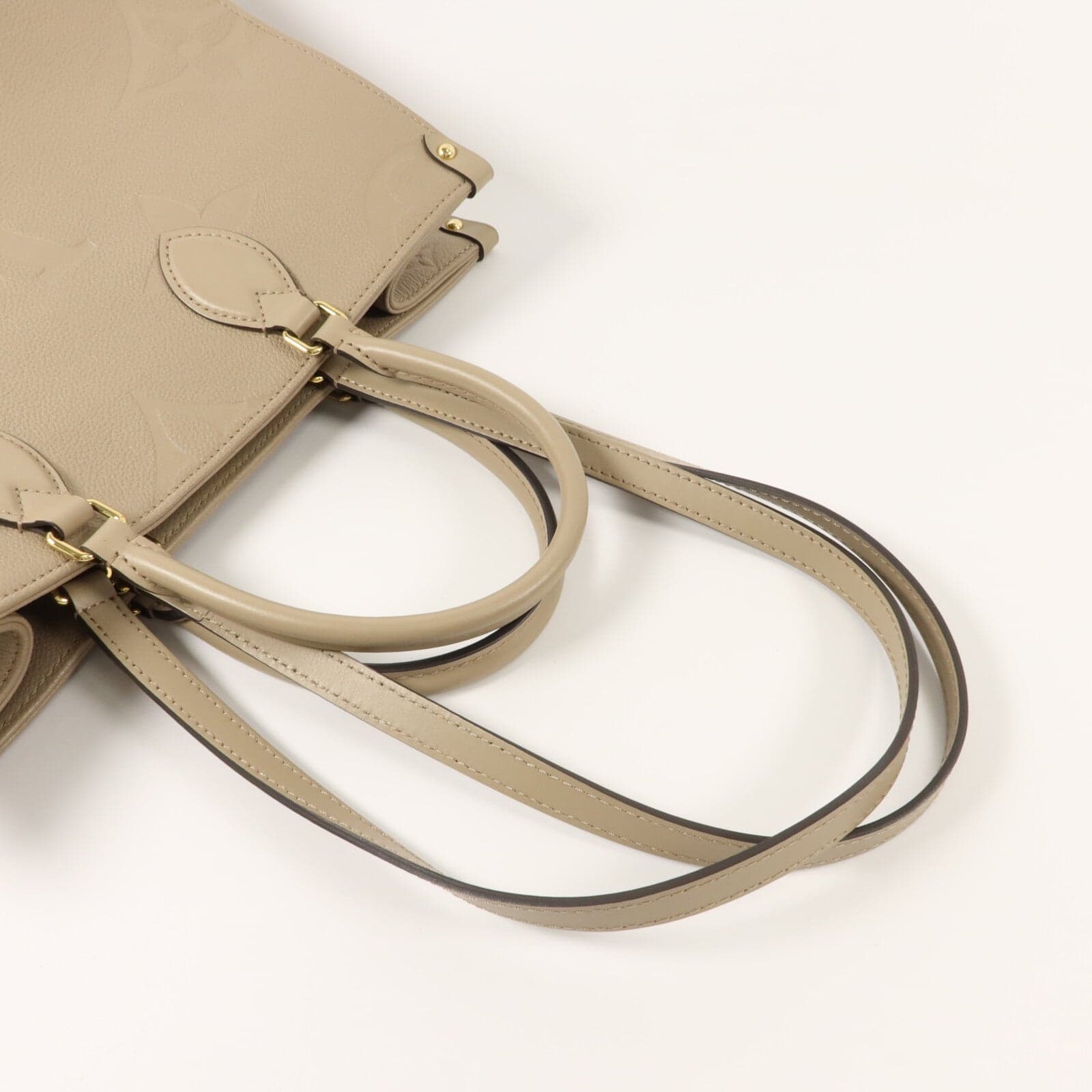 LOUIS VUITTON OnTheGo M45607 2-Way Bag Calfskin