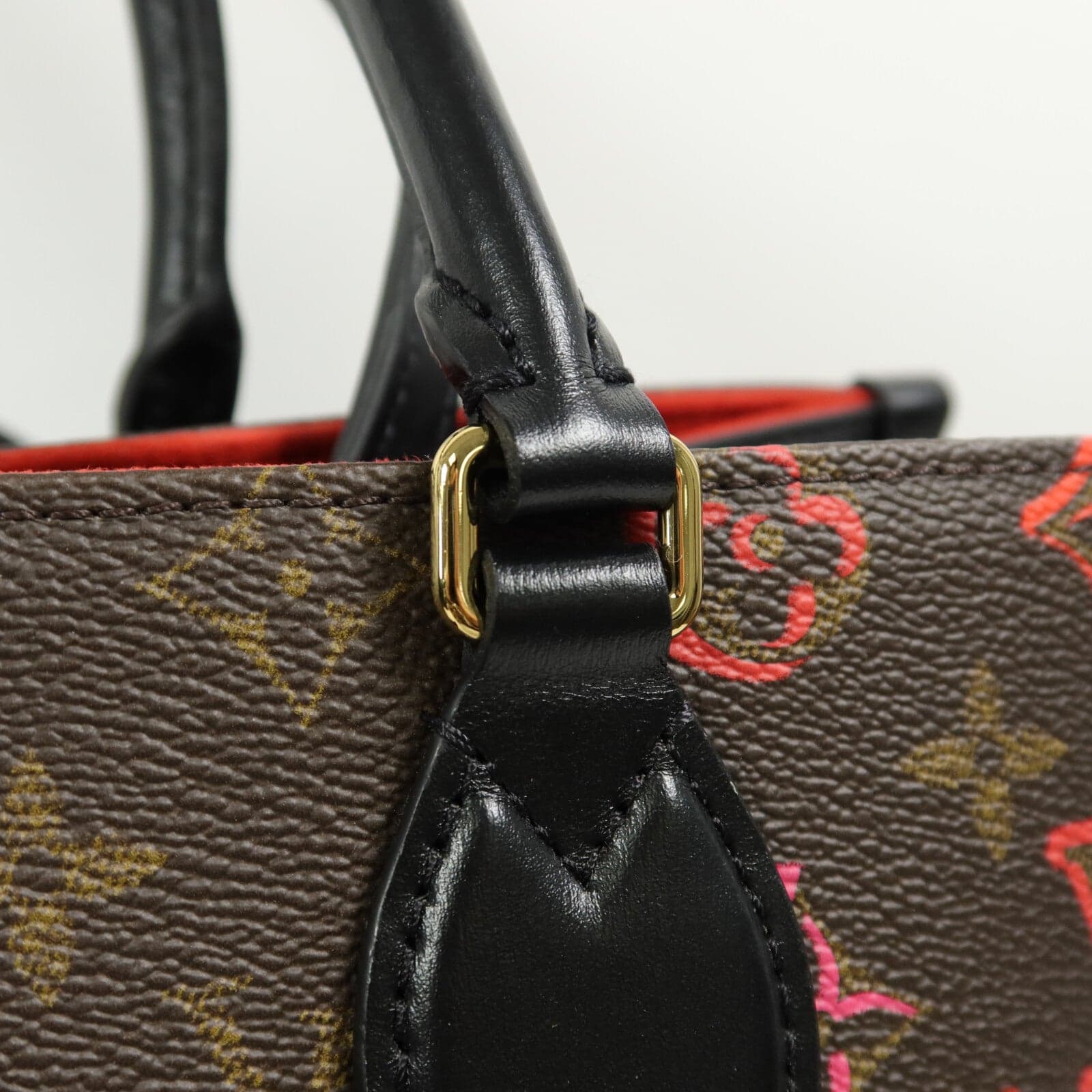 LOUIS VUITTON OnTheGo M45888 兩用包 塗層帆布