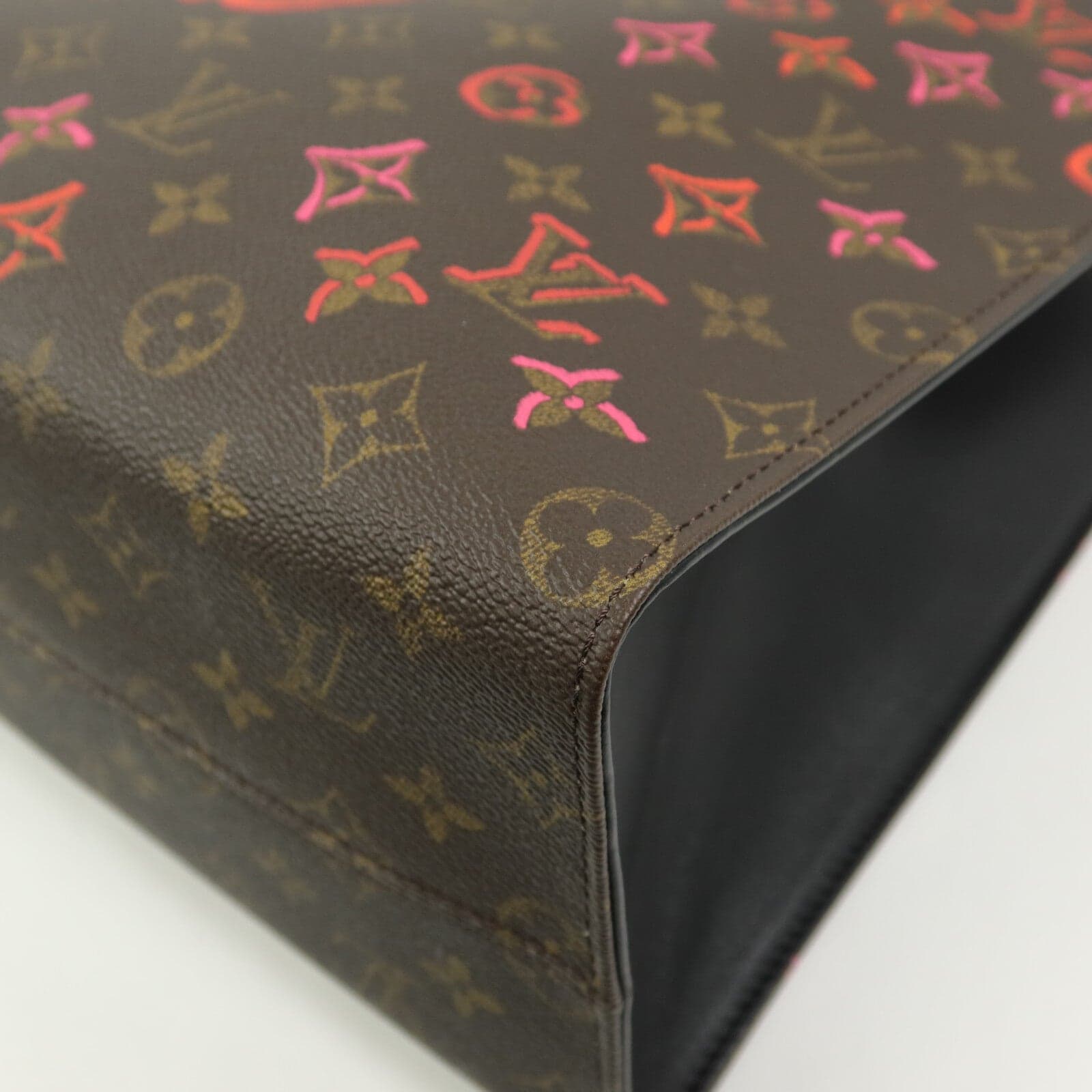 LOUIS VUITTON OnTheGo M45888 兩用包 塗層帆布