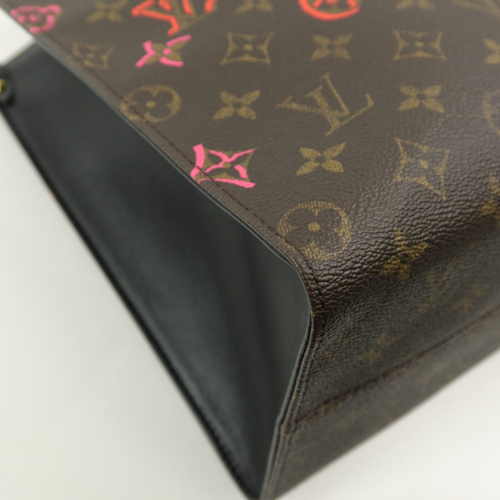LOUIS VUITTON OnTheGo M45888 兩用包 塗層帆布