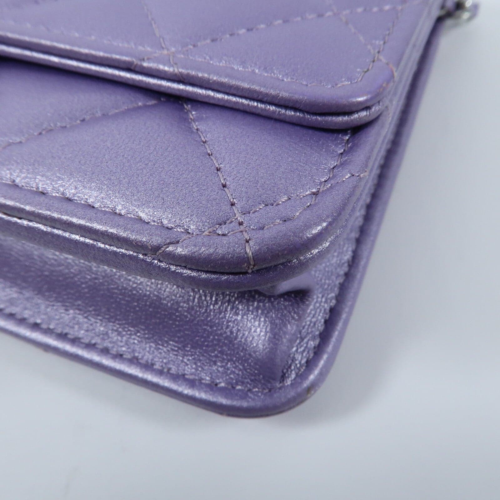 LOUIS VUITTON AP0250 肩背包 羊皮