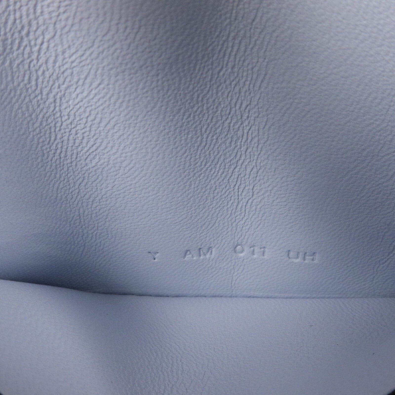 LOUIS VUITTON Loop 腰包 牛皮