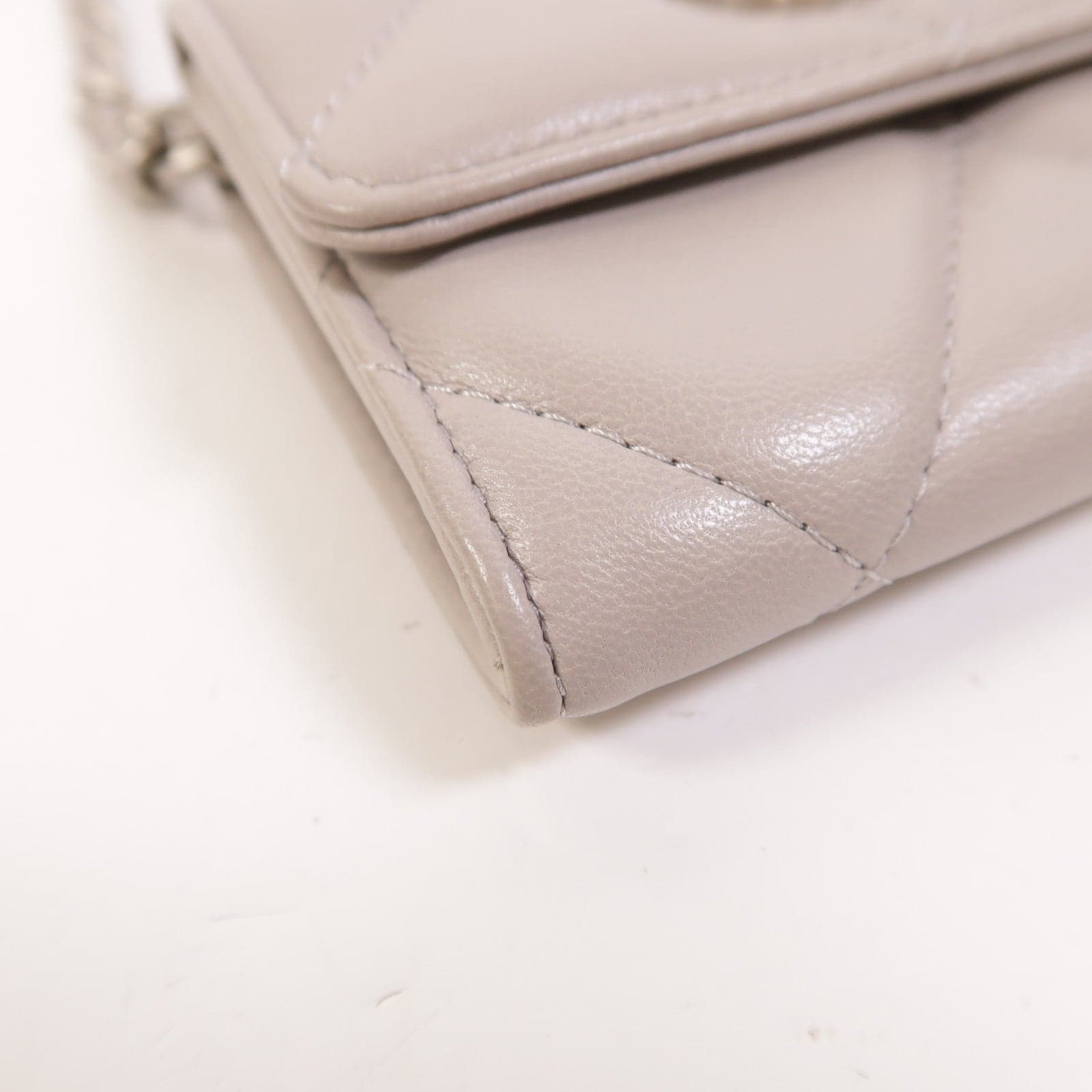 LOUIS VUITTON AP1787 肩背包 羊皮